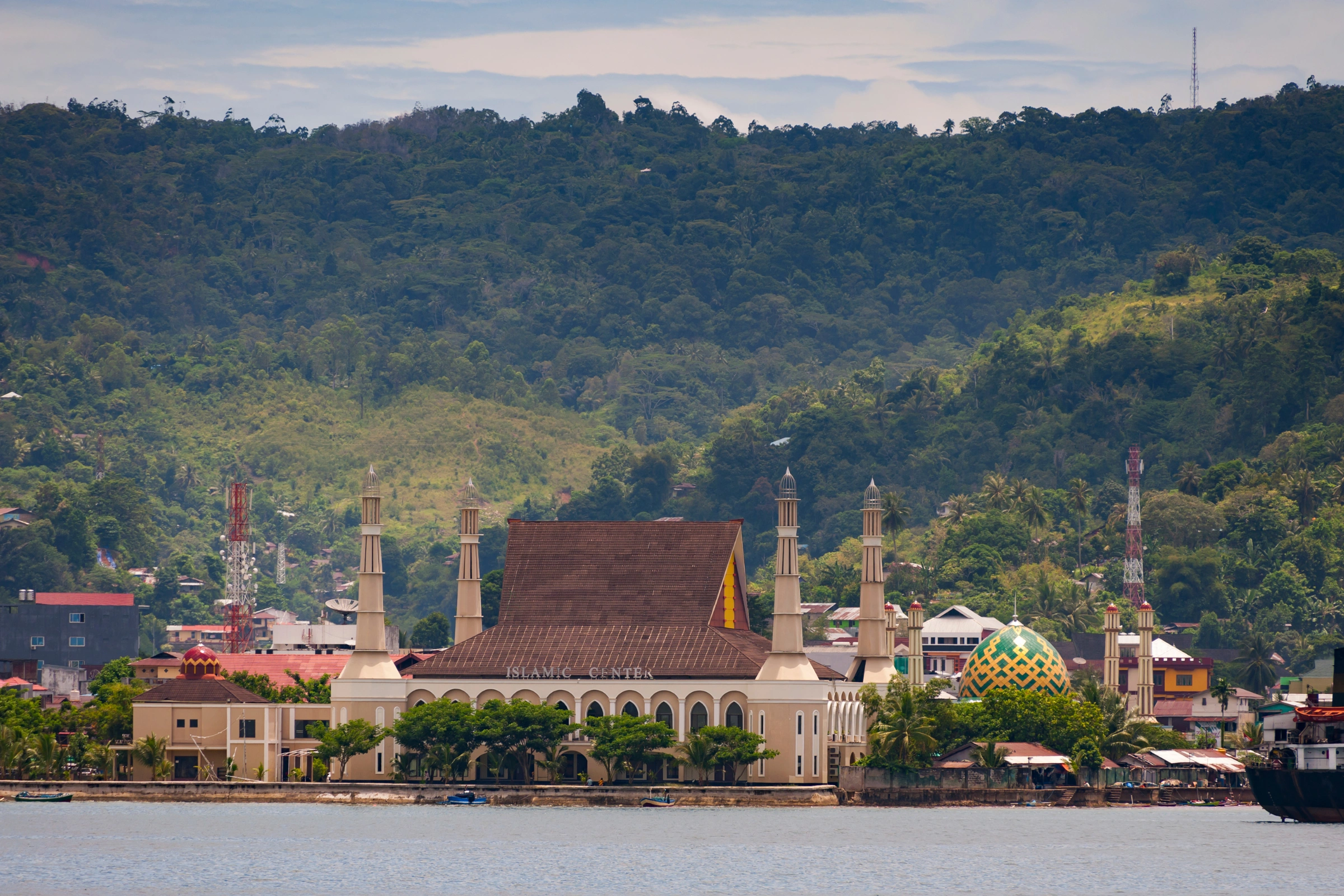 Ambon_Island[1].webp